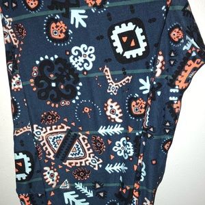 LuLaRoe Tall and curvy leggings
